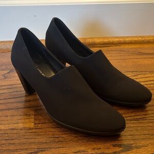 Ecco Womens Shape Pump Size 40 (8.5) Black Stretch Bootie Shootie Kitten Heel